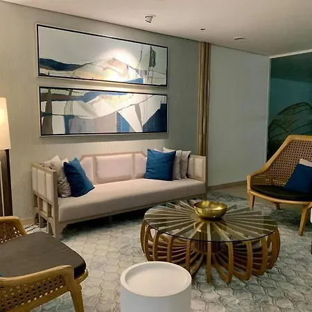 Solinea Tower 3, Lazuli 2015B